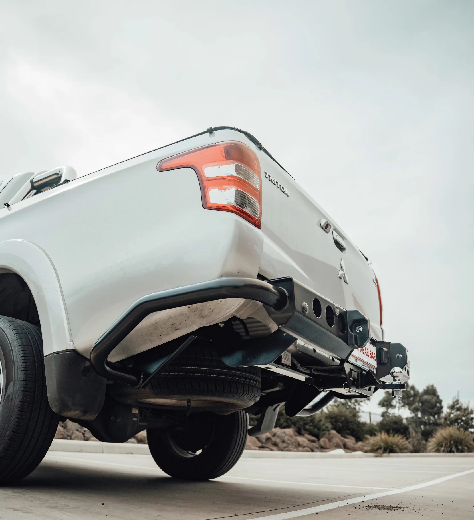 Triton MQ 2015-2019 022-03 Jack Rear Bar with Black Step Plate Package - SKU MCC-02008-203SPB - Image 7