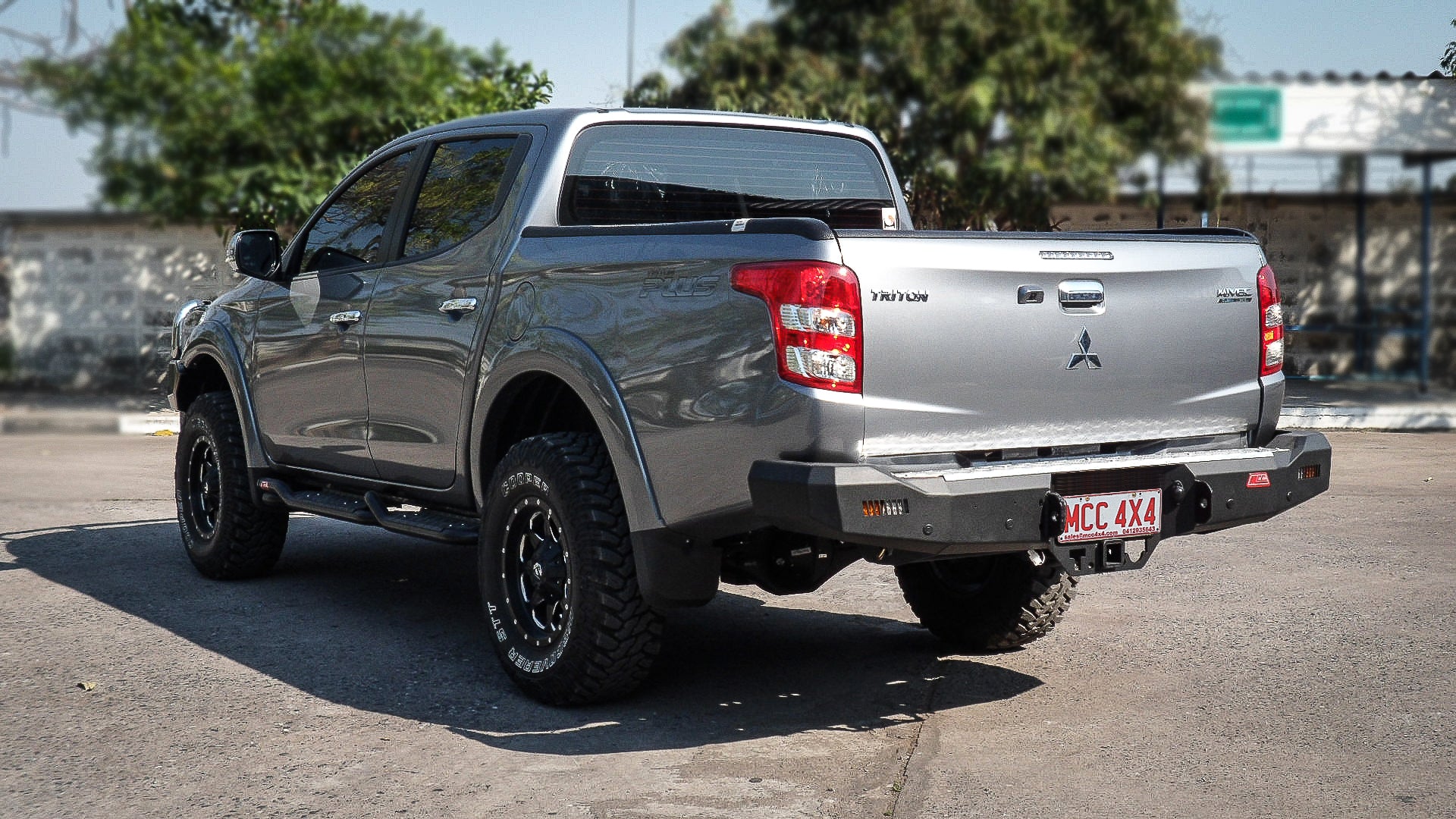 Triton MQ 2015-2019 022-01 Rocker Rear Bar Package - SKU MCC-02008-201 - Image 3