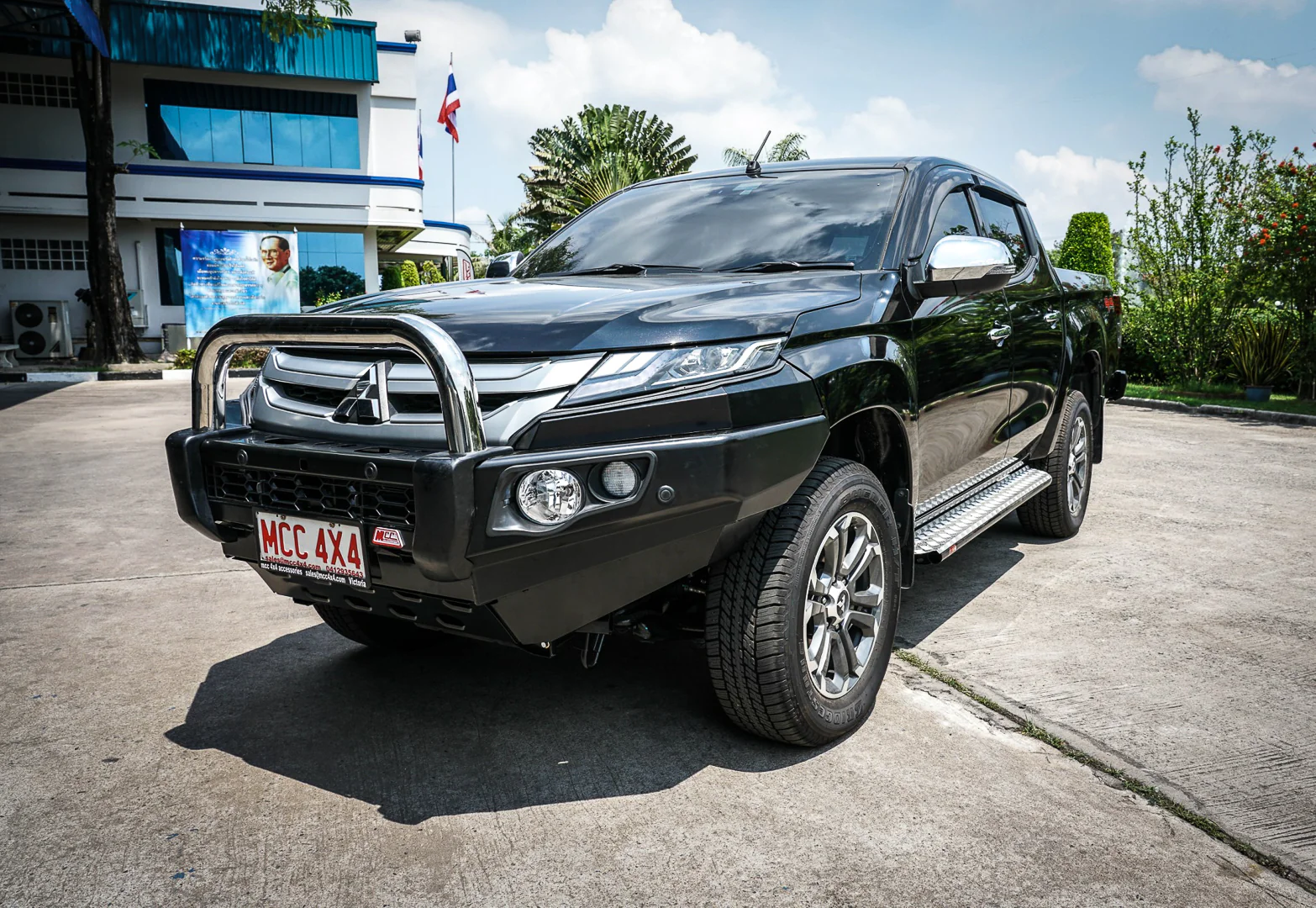 Triton MR 2019-Present 707-01 Falcon Bull Bar Single Black Loop Package (LED Foglight) - SKU MCC-02011-701SBLFOG - Image 2