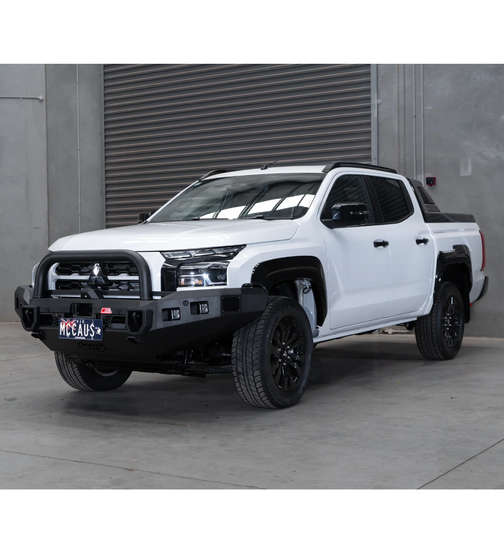 Triton MV 2024-On 078-01SQSBL Rocker Bull Bar Single Sand Black Loop Package - Image 4